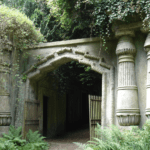 REAL Socialising Highgate Cemetary